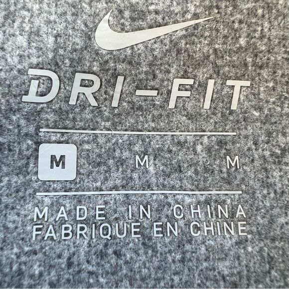 Nike Dri-Fit Moisture Wicking Gray Purple Swoosh Logo Hooded Sweatshirt Size M - Picture 6 of 12